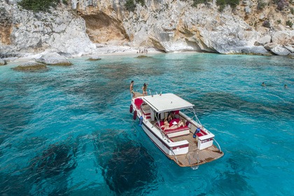 Charter Motorboat Tullio Abbate Weekender Cala Gonone