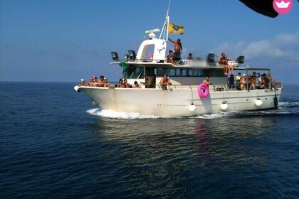 Noleggio Barca a motore FM MORI SEMIPLANANTE Pantelleria