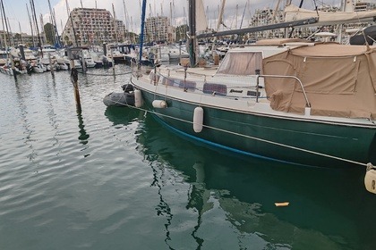 Hire Sailboat Kirie Fifty kirie La Grande-Motte