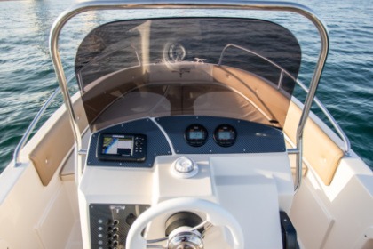 Charter Motorboat Trimarchi 57C Blanes