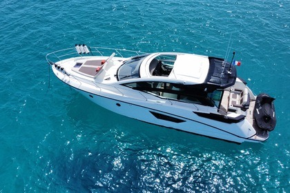 Charter Motorboat Beneteau Gran Turismo 46 Cannes