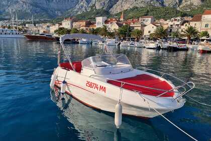 Verhuur Motorboot princ 565 sundeck 565 Makarska