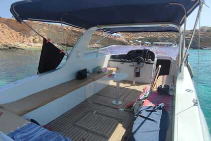 Rental Motorboat Tullio Abbate 42 Saint Julian's