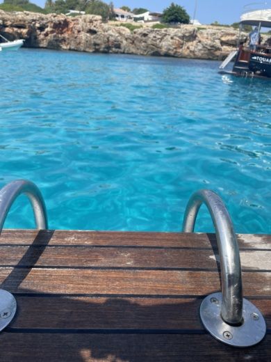 Menorca Motorboat Majoni Llaut alt tag text