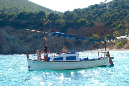 Hire Motorboat PLASTICS ESPAÑOLA . SA CALOBRA Ibiza