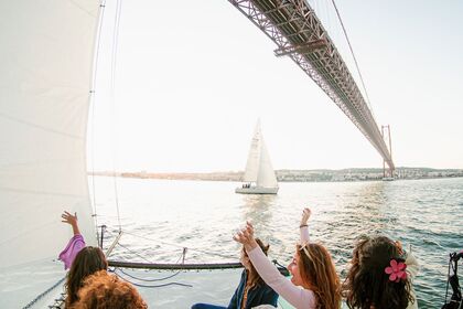 Hire Catamaran La Bella Verde 30 Lisbon