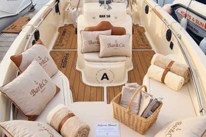 Alquiler Lancha Invictus 190 Alicante