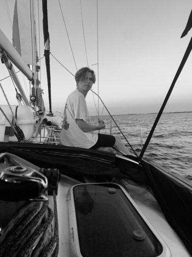 Alicante Sailboat Bavaria 49 alt tag text