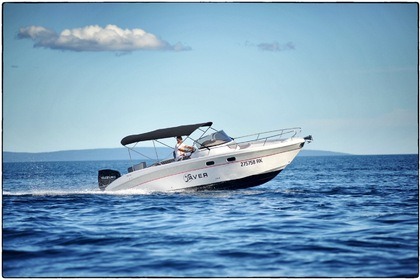Charter Motorboat Saver Saver 750 walkaround Opatija