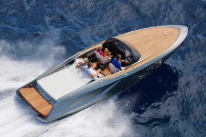 Чартер Моторная яхта Frauscher Fantom 858 Августов