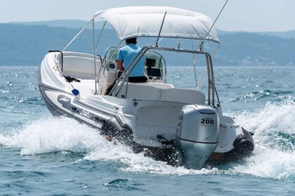 Hire Motorboat Zar Formenti Zar 65 Preko