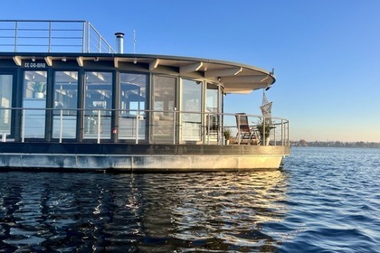 Miete Hausboot 360 Grad Floating Home Shanti 2 Werder (Havel)
