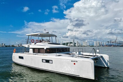 Alquiler Catamarán Lagoon Lagoon 52 F Cartagena