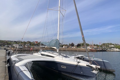 Location Catamaran Quorning Boats Dragonfly 32 evolution Port Leucate