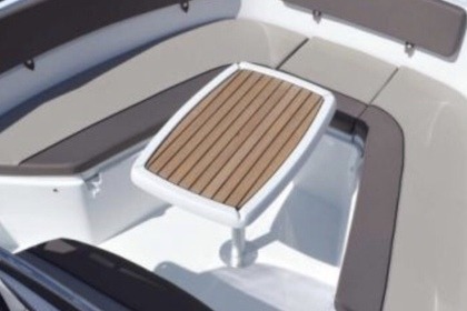 Verhuur Motorboot Jeanneau Cap Camarat 7.5 Cc L'Estartit