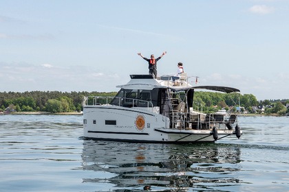 Verhuur Motorjacht Cobra Yachts FUTURA 40 Grand Horizon Göhren-Lebbin