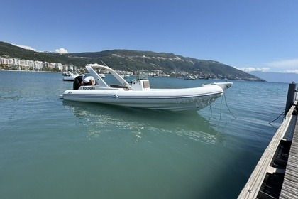 Verhuur RIB Bat 745 Artik Vlorë