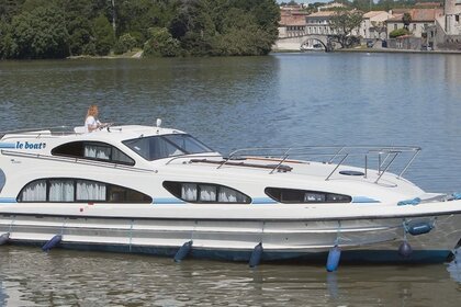 Hire Houseboat Comfort Elegance Chertsey