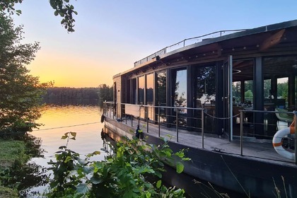 Hire Houseboat Nautilus Hausboote Ei-Home Berlin