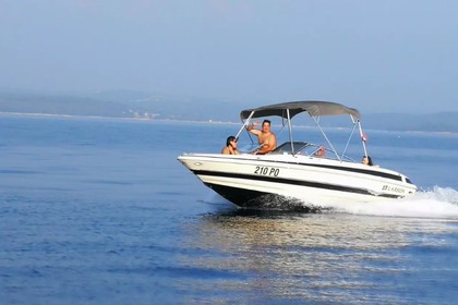 Charter Motorboat Larson 230 Poreč