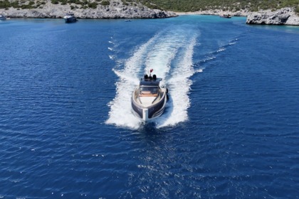 Hire Motorboat INVICTUS YACHT TT420 Muğla