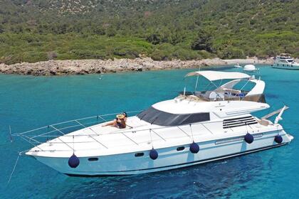 Noleggio Barca a motore MT-43 17METERS 3 CABINS 2018 Bodrum