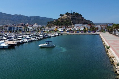Alquiler Lancha Bayliner Rendez Vous 2650 Denia