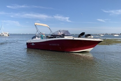 Rental Motorboat PACIFIC CRAFT 750 SUN CRUISER Arcachon