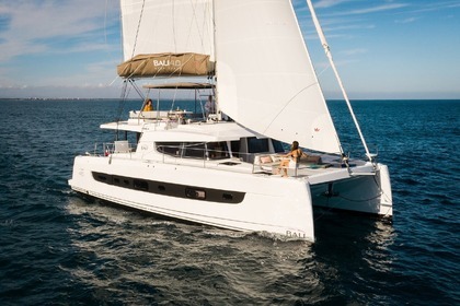 Rental Catamaran Catana Group Bali 4.6 - 5 + 1 cab. Brač