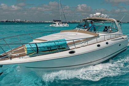 Rental Motorboat Cruiser Sport Cancún