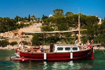 Alquiler Lancha Capeador Saura 40 Puerto de Pollensa