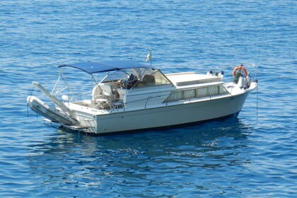 Noleggio Barca a motore Chris Craft Commander 31 La Spezia