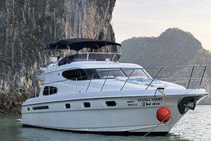 Hire Motor yacht Sealine T 50 Phuket