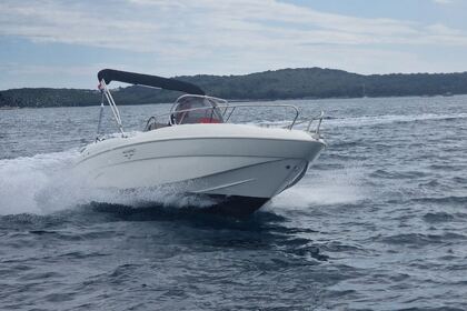 Location Bateau à moteur PRUA AL VENTO JAGUAR 6.0 Pula
