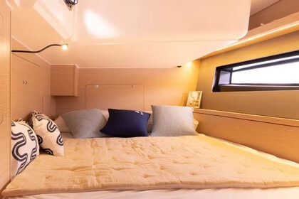 Rental Sailboat  Sunsail 41.3 Road Town