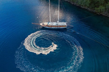 Hire Sailing yacht QUEEN ATLANTIS KETCH Muğla