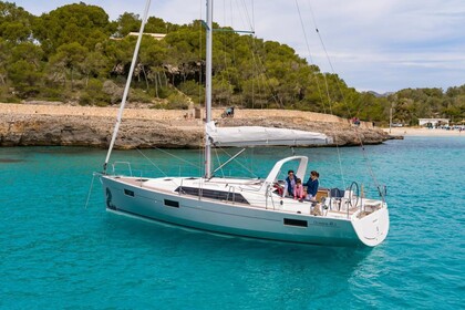Location Voilier Beneteau Oceanis 41 Empuriabrava