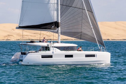 Hire Catamaran  Lagoon 46 Fly Palairos