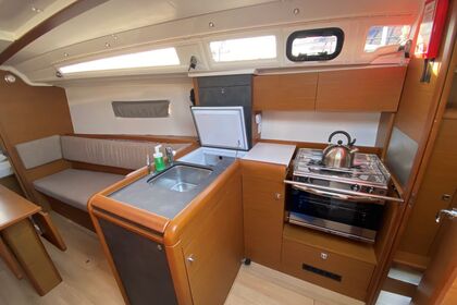 Location Voilier Jeanneau Sun Odyssey 349 Trogir