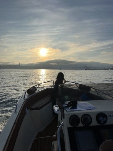 Lisbon Motorboat MARLIN SPORT 22 alt tag text