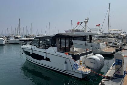 Charter Motorboat Jeanneau Merry Fisher 1095 St-Laurent-du-Var