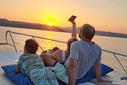Charter Motorboat Cranchi Zaffiro 34 Chalkidiki