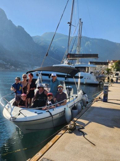 Kotor Motorboat Jeanneau Cap Camarat 6.5 Cc alt tag text