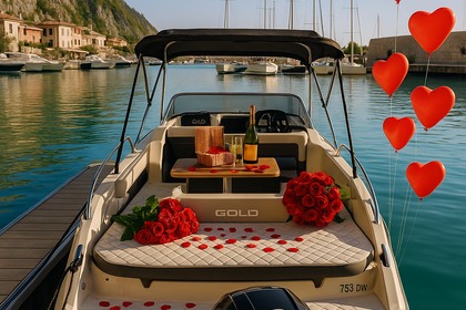 Noleggio Barca a motore Eolo 730 Day Portorose