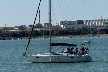 Location Voilier Beneteau Océanis 350 La Rochelle