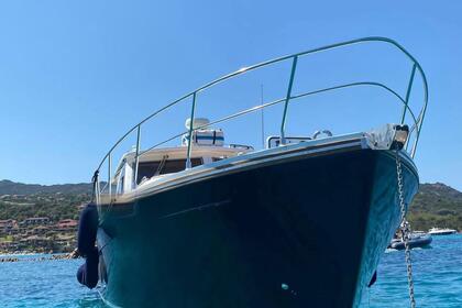 Verhuur Motorboot Cantieri Estensi Gold star 360 Porto Cervo