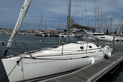 Location Voilier Beneteau First 31.7 Saint-Gilles-Croix-de-Vie