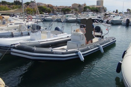 Alquiler Neumática Bombard Explorer 730 DB Sainte-Maxime