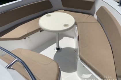 Location Bateau à moteur Jeanneau Cap Camarat 7.5 Cc Le Robert