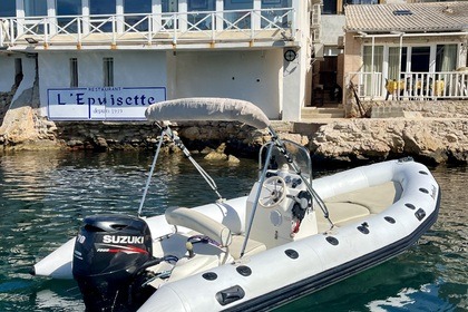 Miete RIB Zodiac Medline Ii Marseille
